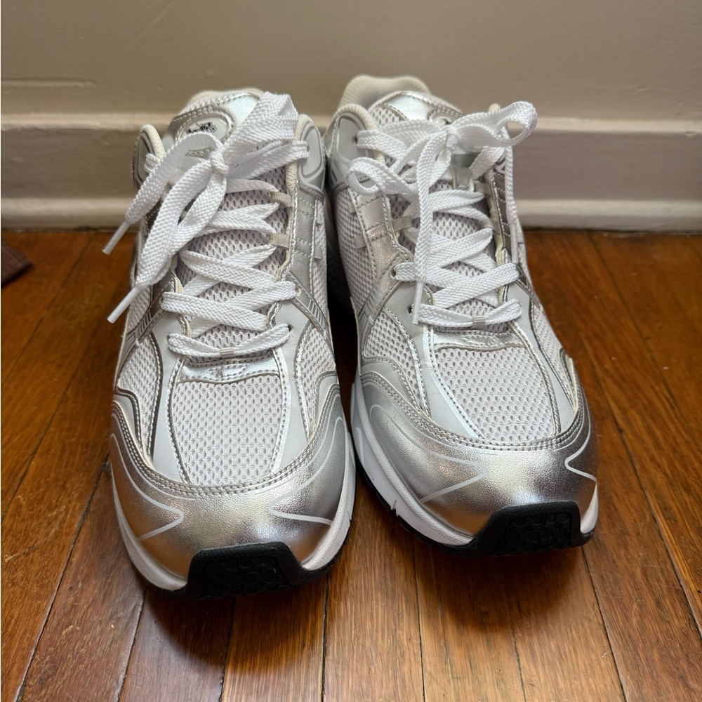 Champion White and Silver Sneakers - Picture 4 of 6